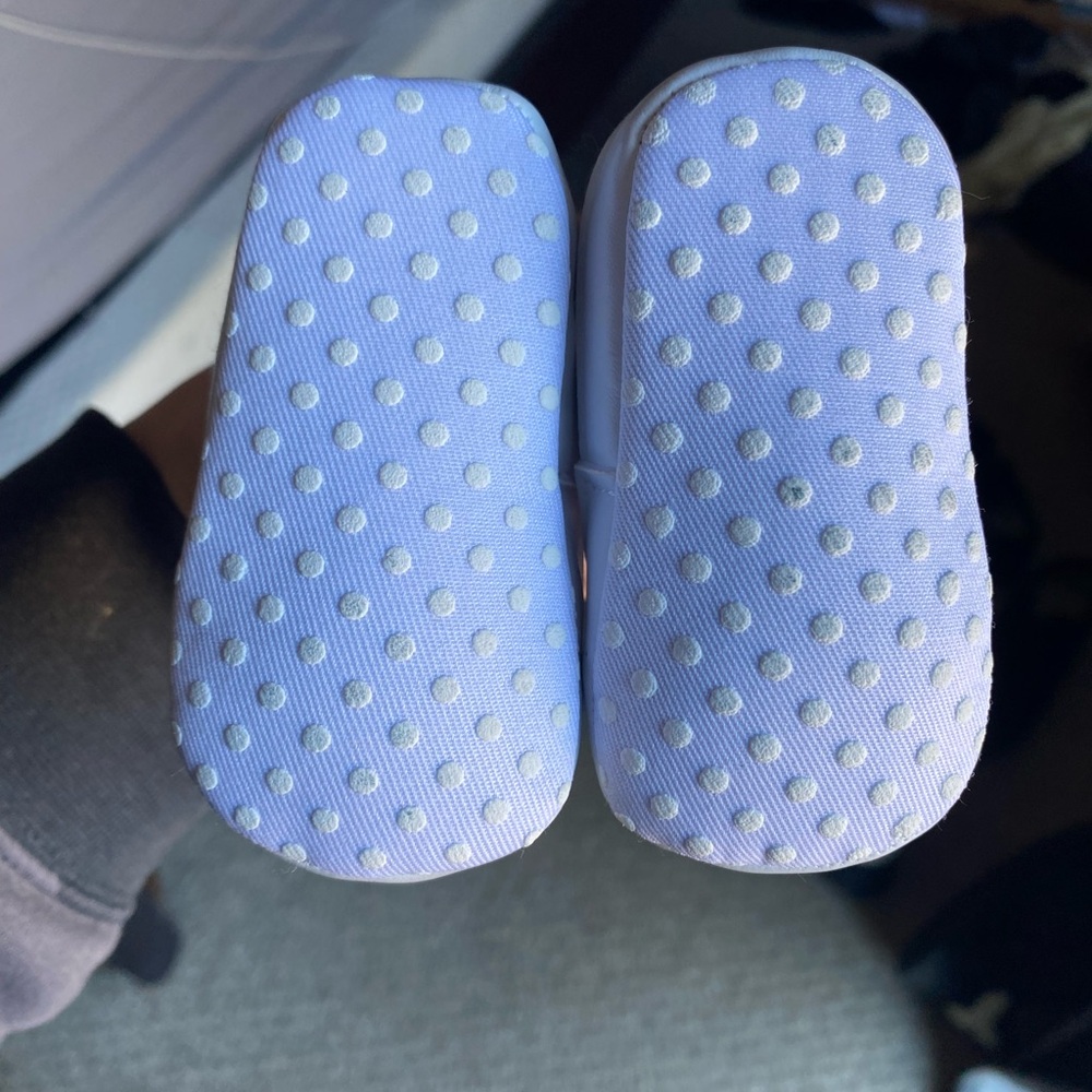 Baby’s First Shoes - Picture 4 of 6